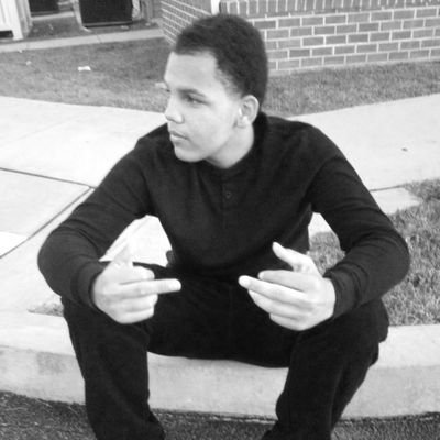 Profile Picture of Devin Correa (@_d3vin23) on Twitter