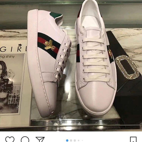 Profile Picture of Emily Burnbaum (@fitpro09) on Poshmark