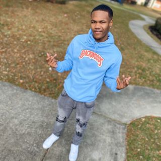 Profile Picture of Mo Chapo (Big Mo) (@elmer.moore.94) on Facebook