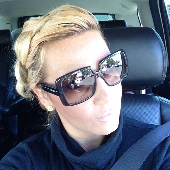 Profile Picture of Shelly Boucher (@shellbelles25) on Poshmark