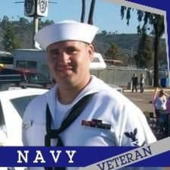 Profile Picture of Michael Mendivil (@michaelmendi953) on Poshmark