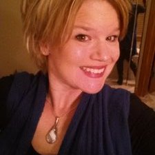 Profile Picture of Mary Knutson (@maryknutson73) on Twitter