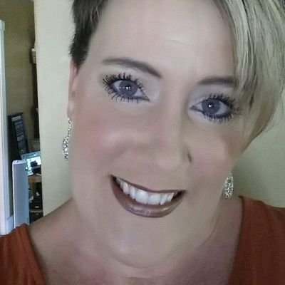 Profile Picture of Kelly Toole (@kellytoole1967) on Twitter