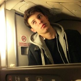 Profile Picture of Ali Scroggins (@aliscroggins) on Pinterest