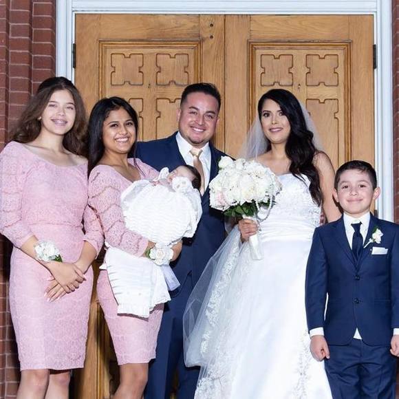 Profile Picture of Carlos Estrada (@clos0000711) on Poshmark