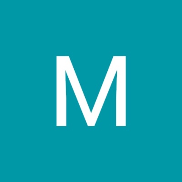 Profile Picture of Mureen (@tampa202445) on Poshmark