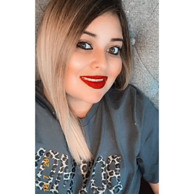 Profile Photo of Brenda Moreno (@iknowstyle_) on Twitter