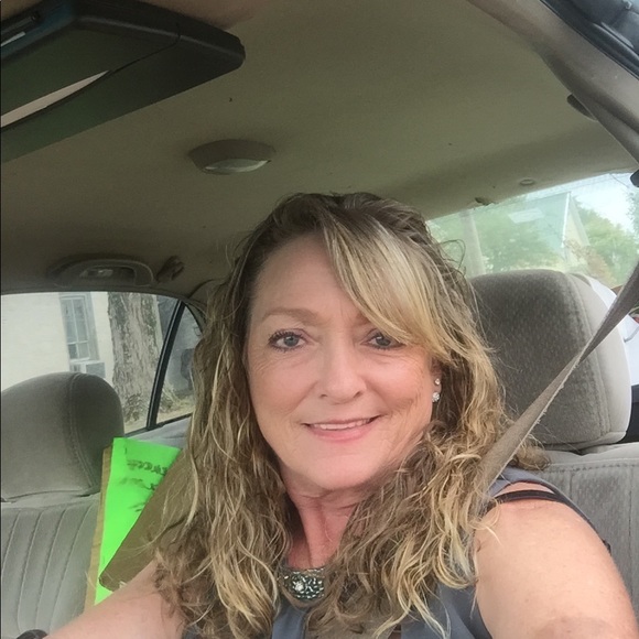 Profile Picture of Patty Gibson (@pattygibson57) on Poshmark