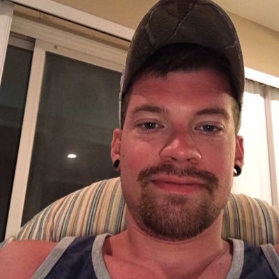 Profile Picture of David Pyles (@DavidPyles10) on Twitter