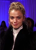 Profile Picture of Hailey Clauson - Wikipediaon Wikipedia