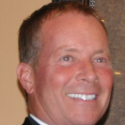 Profile Picture of Robert Standard (@StandardRobert) on Twitter