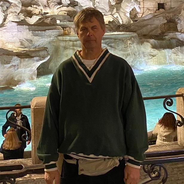 Steven Topoly - Tiktok Profile Picture of Steven Topoly (@steventopoly) on Tiktok