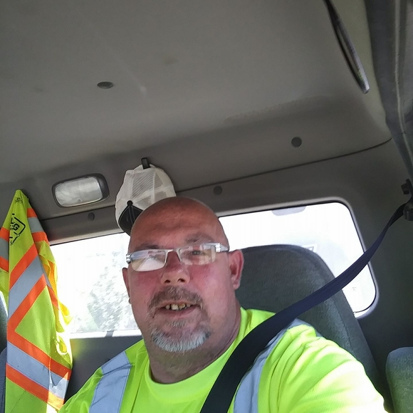 Profile Picture of Daniel Haile (@danhaile41) on Poshmark