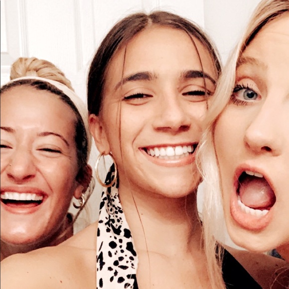 Profile Picture of Brianna Rubino (@bri_rubino20) on Poshmark