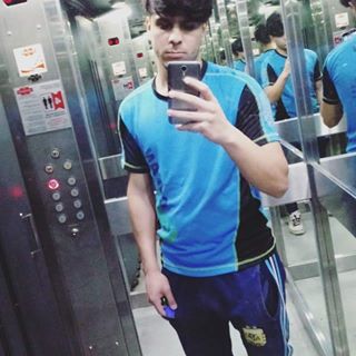 Profile Picture of Lukas Andres (@lukas.curell) on Facebook