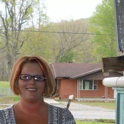 Profile Picture of Jennifer Huddleston (@nathan31077) on Twitter