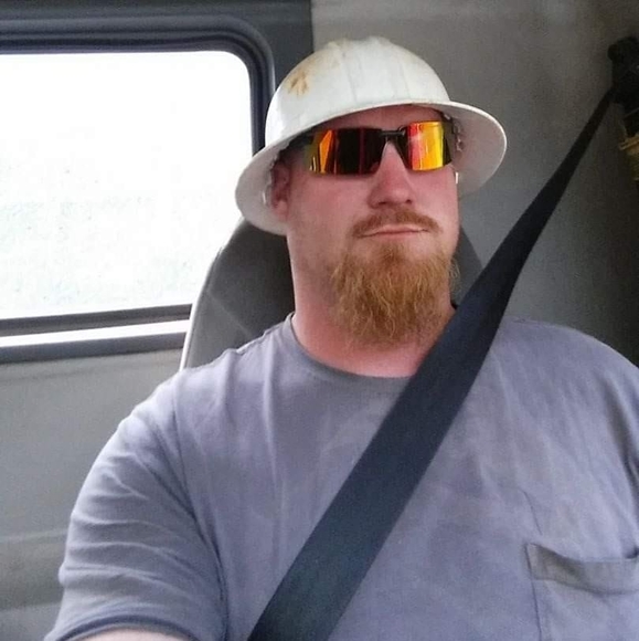 Profile Picture of Jason Warren (@jason_warren) on Poshmark