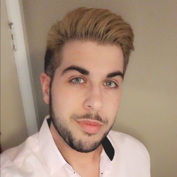 Profile Picture of Christopher Lucidi (@clucidi) on Poshmark