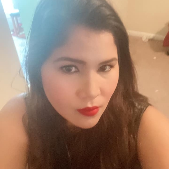 Profile Picture of H'lui Ksor (@ksorh39lui) on Poshmark