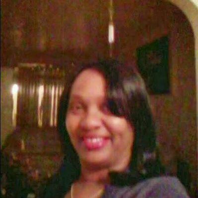 Profile Picture of Phyllis Holland (@phyllishollan18) on Twitter