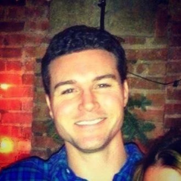 Profile Picture of Randy Malm (@randallm83) on Poshmark