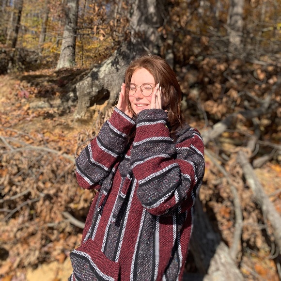 Profile Picture of Sarah Siegel (@thesarahsiegel) on Poshmark