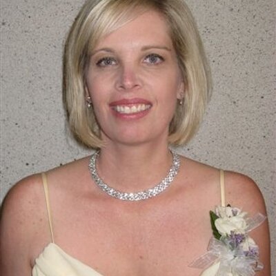 Profile Picture of Christina Livingston (@ChristinaLL66) on Twitter