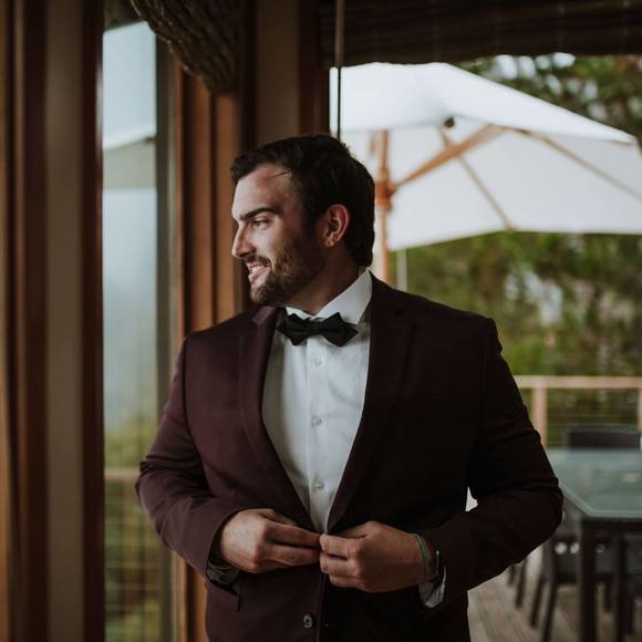 Profile Picture of Kyle Cassamas (@kylecassamas) on Poshmark