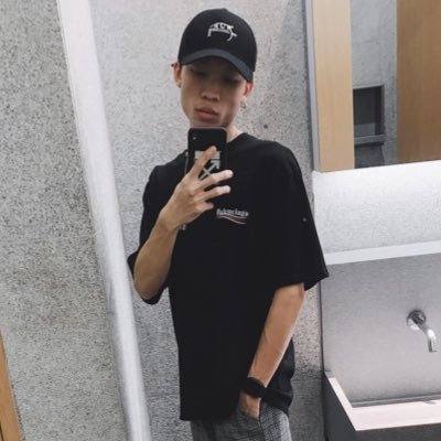 Profile Picture of Pablo E$cobar (@xuanren) on Twitter