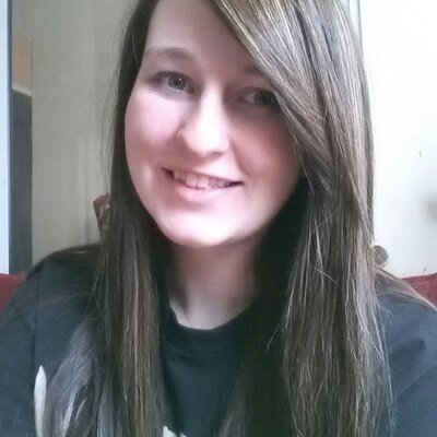Profile Picture of Courtney Smart (@SmellyCurt) on Twitter