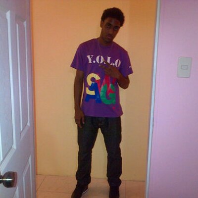 Profile Picture of Aaron Collette (@09collette) on Twitter