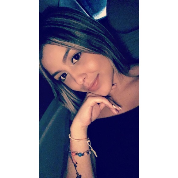 Profile Picture of Yelitza Gonzalez (@yell11) on Poshmark