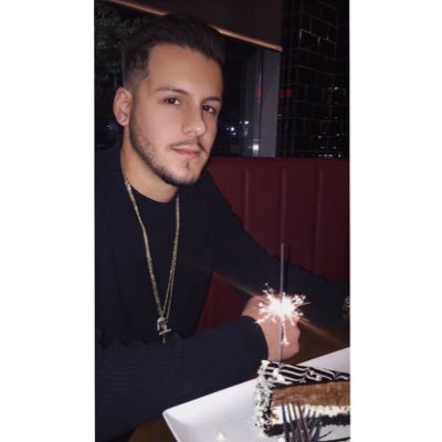 Profile Picture of Shawn Moniz (@shawnmoniz_) on Twitter