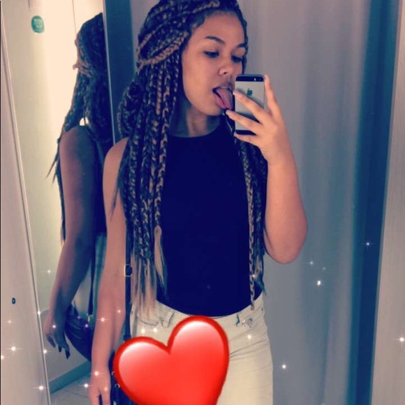 Profile Picture of Jade’a Broome (@theonlyjadea) on Poshmark