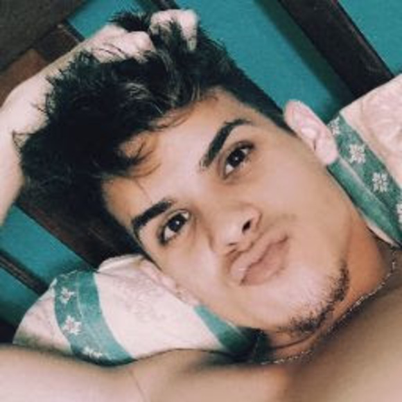 Profile Picture of Alvaro Fonseca (@alvarofonsec508) on Poshmark