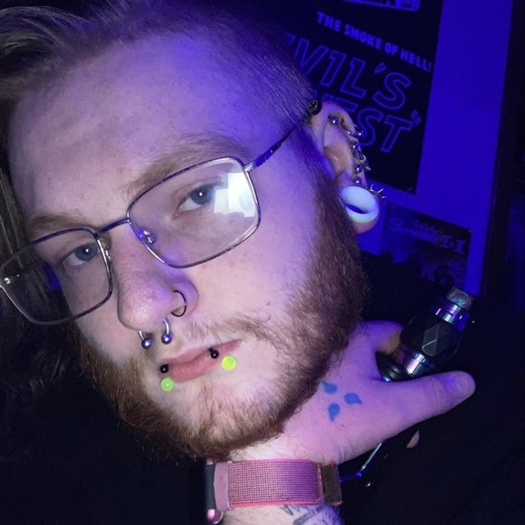 Profile Picture of Hayden Lafrancois (@hlafrancois) on Poshmark