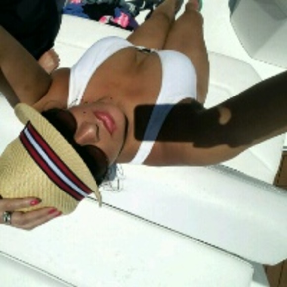 Profile Picture of Doreen Stakemann (@doreen928) on Poshmark