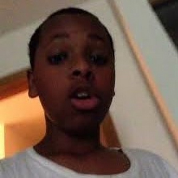 Profile Picture of Abdirahman Abdi (@abdi914001) on Poshmark