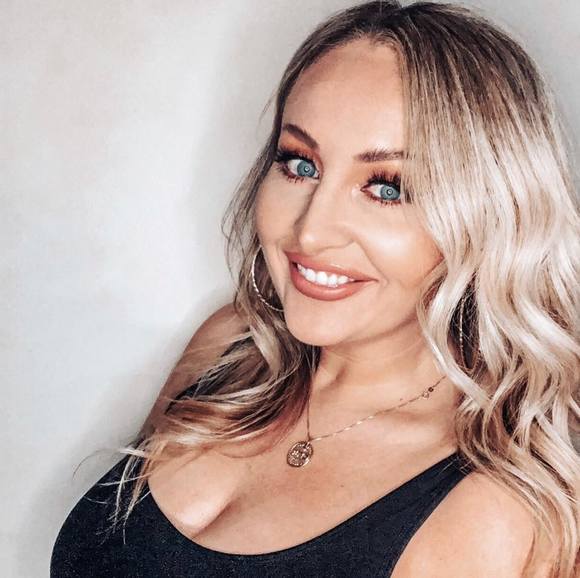 Profile Picture of Misty Back (@mistyback) on Poshmark