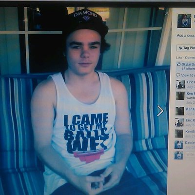 Profile Picture of Damien Spencer (@Excussses) on Twitter