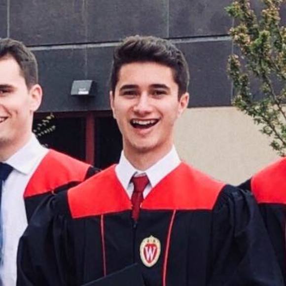 Profile Picture of Adam Mazin (@amazinman971) on Poshmark