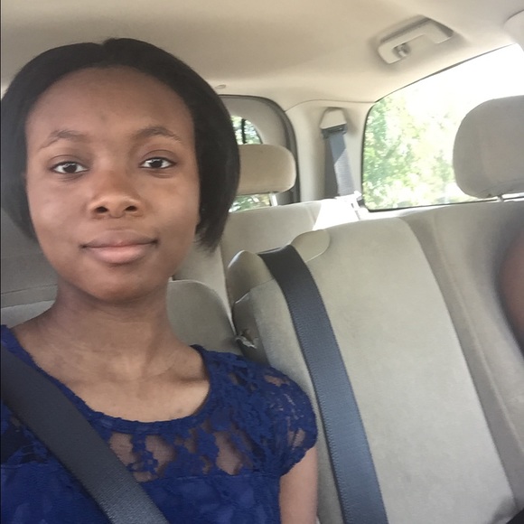 Profile Picture of Tori Harrington (@torih112) on Poshmark