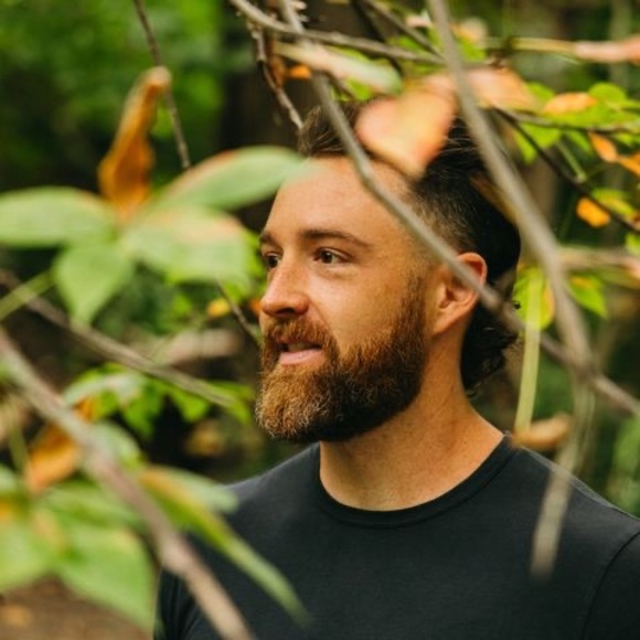 Profile Picture of Derek Dupont (@djdupont) on Poshmark