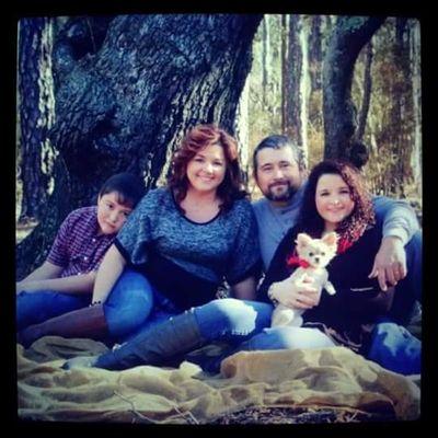 Profile Picture of Amy Calhoun (@843_254) on Twitter