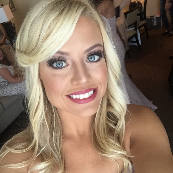 Profile Picture of Jackie Coyle (@jixyjax321) on Poshmark