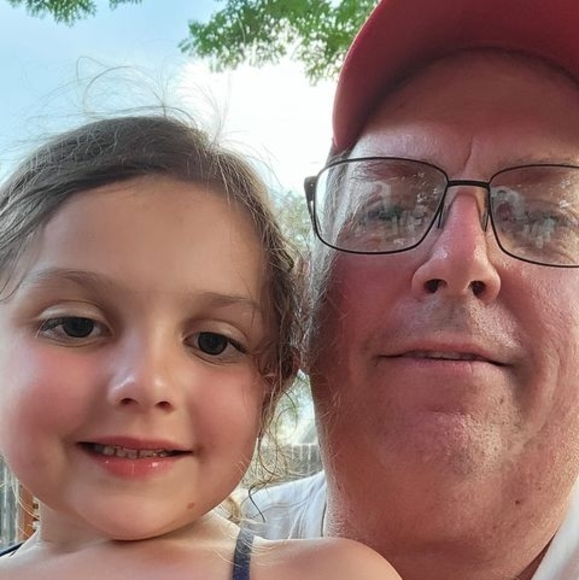 Profile Picture of Steve r Hinton (@shinton365) on Poshmark