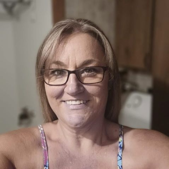 Profile Picture of Tammy Hale (@tamboa34) on Poshmark