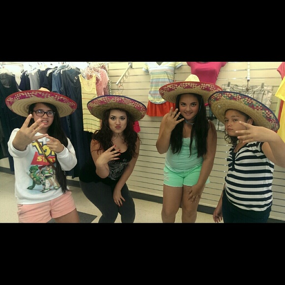 Profile Picture of Scott Shirey (@mandoman) on Poshmark