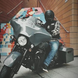 Profile Picture of Micha (@gray_glide) on Instagram