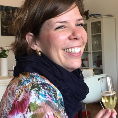 Profile Picture of Julia Inglis (@JuliaInglis1) on Twitter